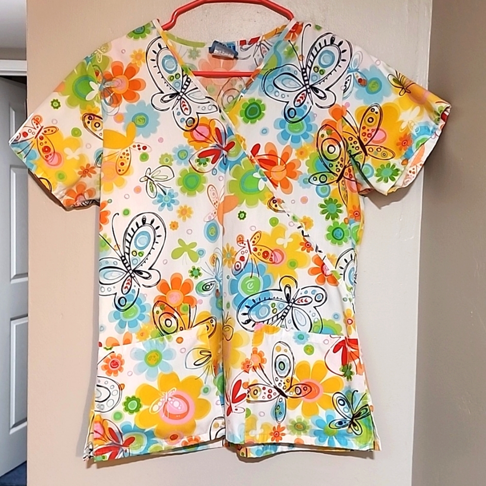 Scrub top